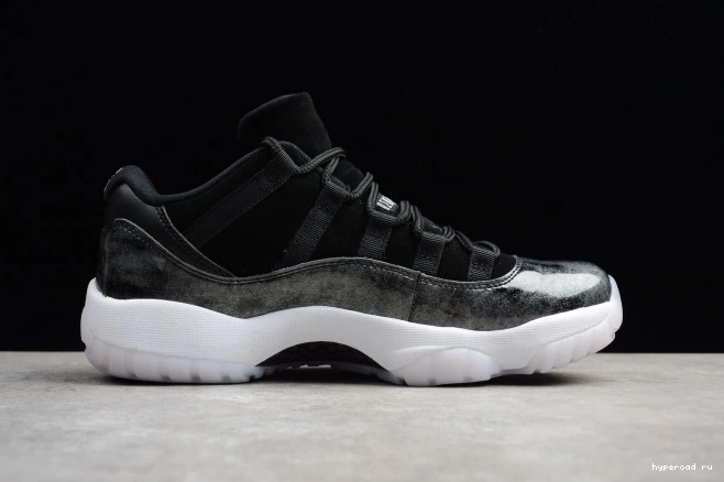 528895-010 Jordan Retro Air 11 "barons" Low 0720